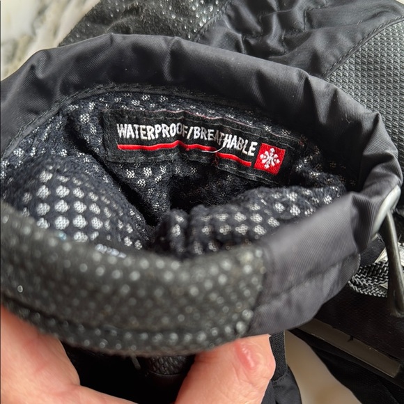 Scott Black Insulated Gloves with Adjustable Strap Women’s Medium - Picture 7 of 12